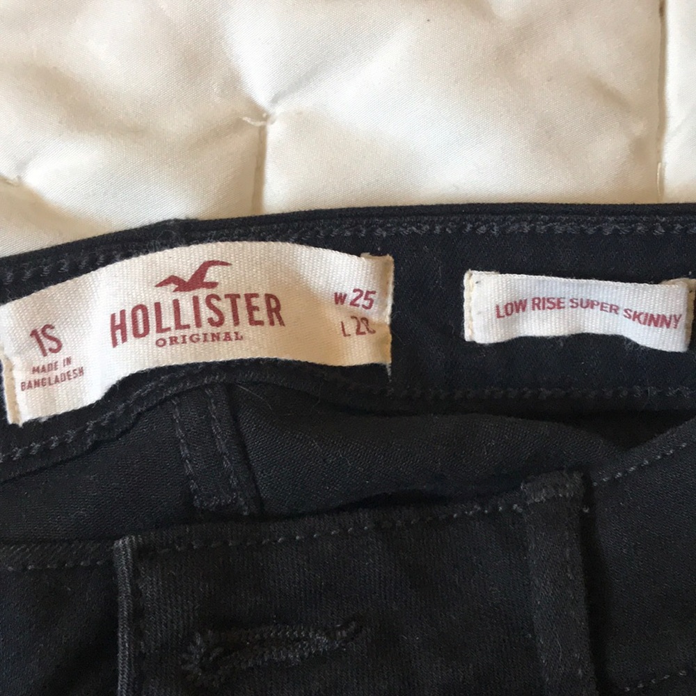 Black skinny jeans